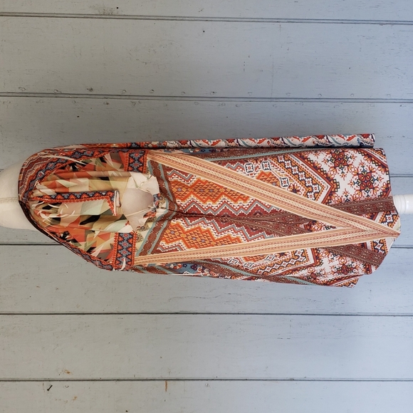 Floral Aztec Top. Lace. Vertical Lines. Vertical Stripes. Crepe - Picture 3 of 14